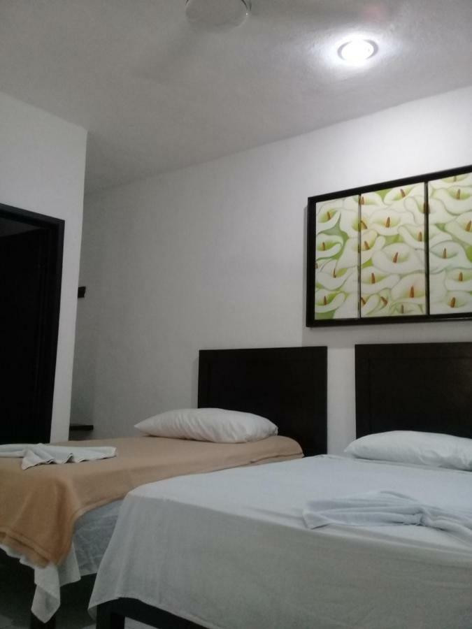 Hotel 41 Valladolid Valladolid  Kültér fotó